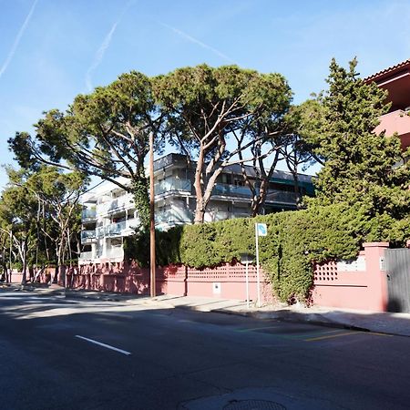 Calm, Beach And Bikes Apartment Castelldefels Luaran gambar